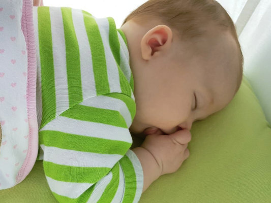 Stillberatung - Baby beim Schlafen